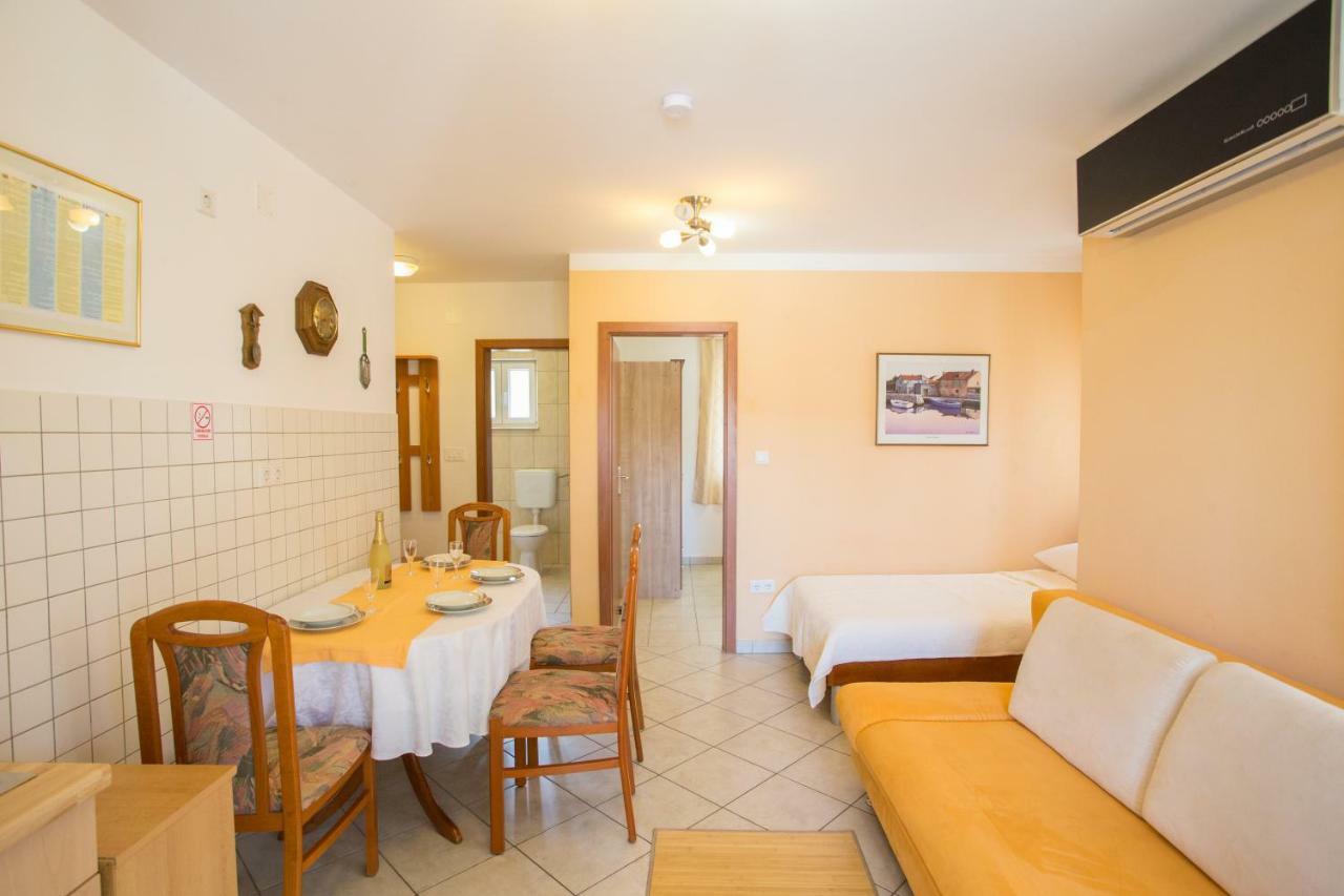 Apartment Smuljic Врбоска Екстериор снимка